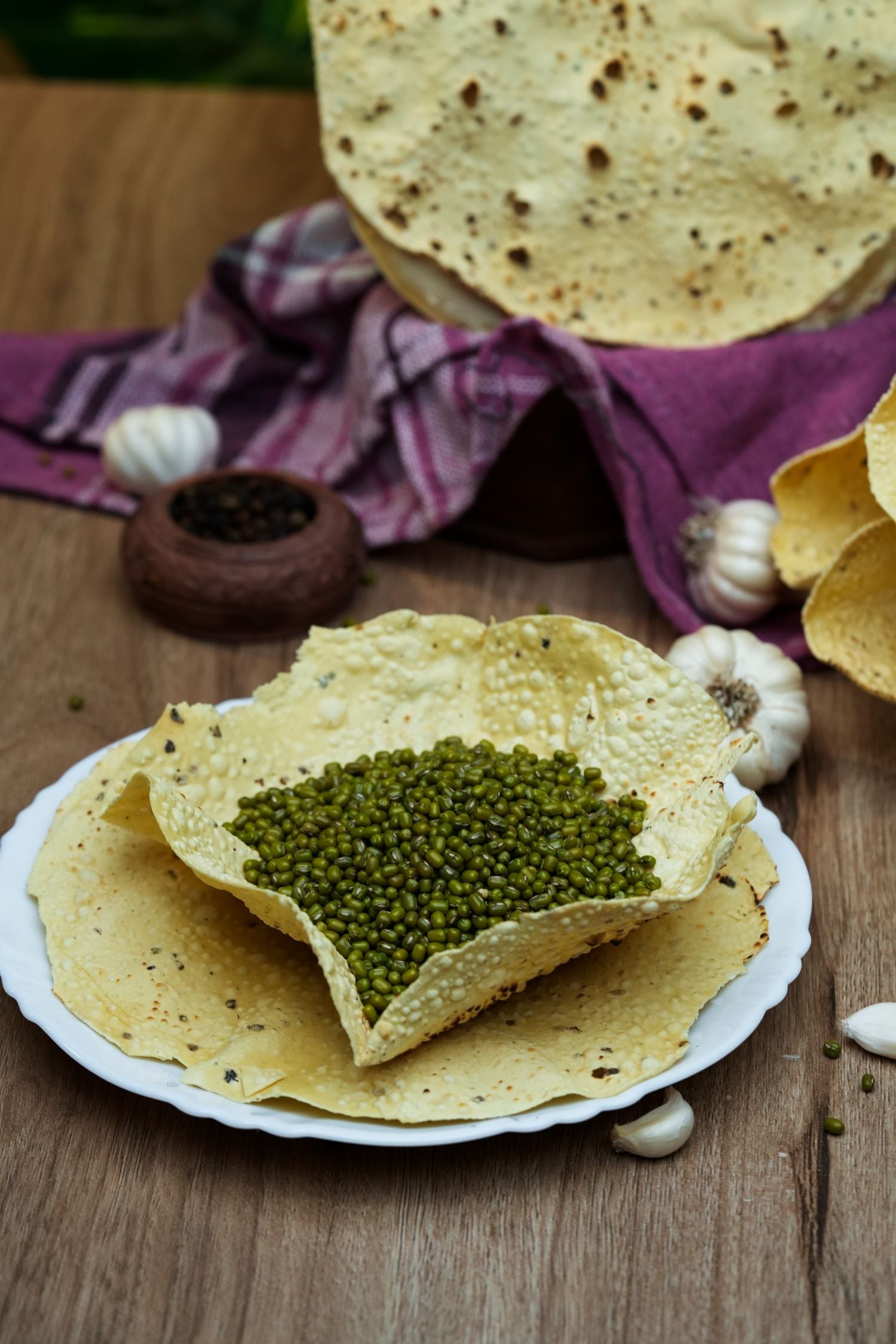 Moong Lahsun Special Papad